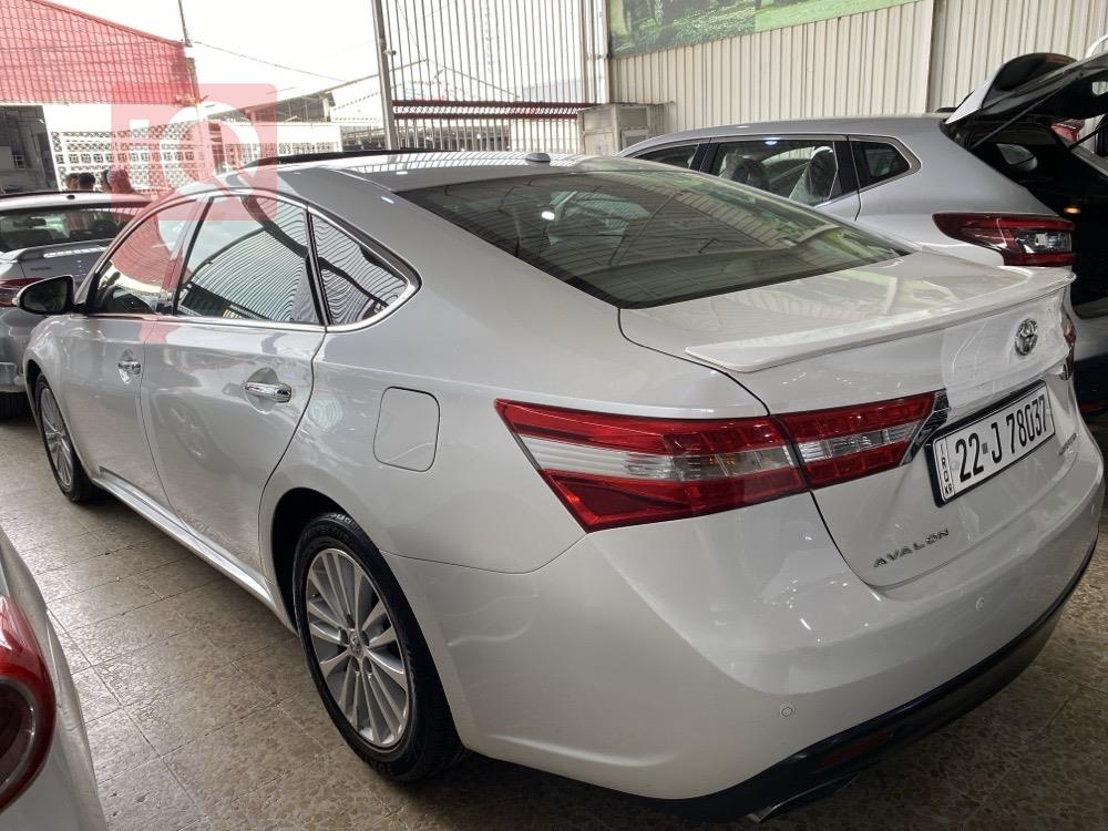 Toyota Avalon